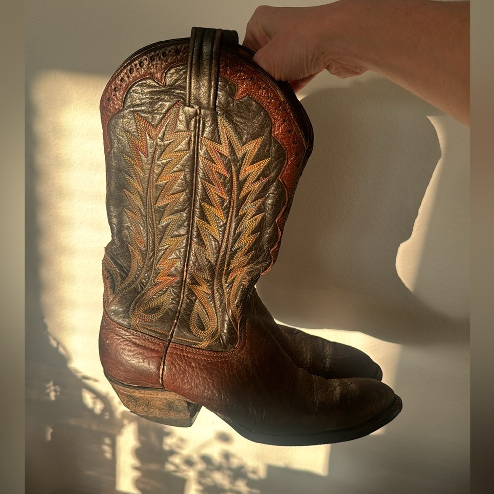 Vintage Western Cowboy Boots (size 10)
